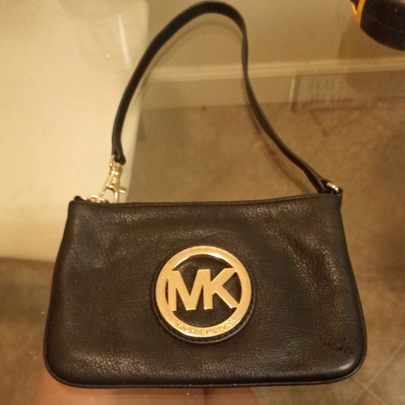 Michael kors black leather wristlet - Picture 5 of 5